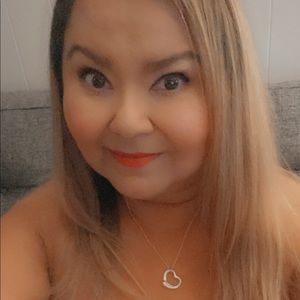 Meet your Posher, Blanca